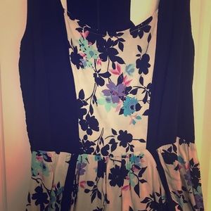 🍋 Xhilaration Halter Dress with Pockets